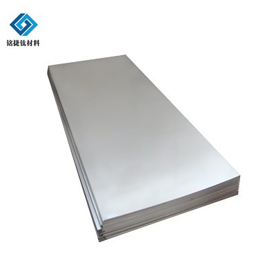 شکل پذیری صفحه تیتانیومی چقدر است؟